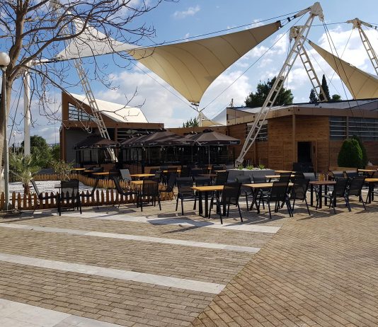 THE LAKE ALL DAY COFFEE AND BRUNCH